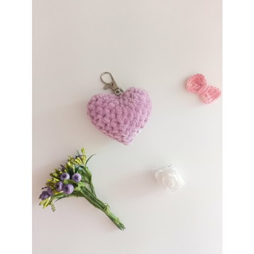 Брелок , текстиль,алюминий, ручная работа, вязаная фактура, фиолетовый