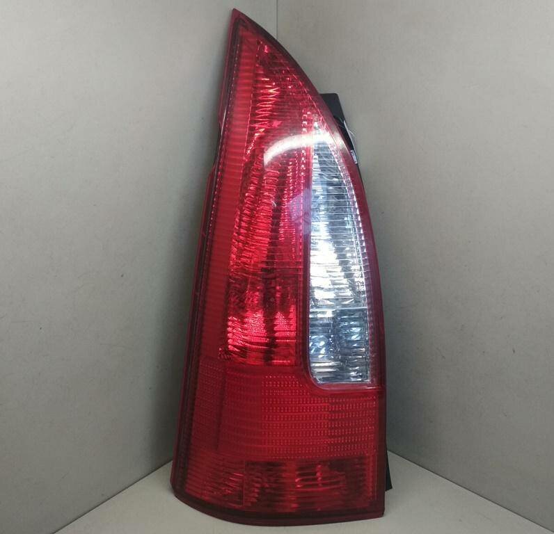 Фонарь задний левый Mazda Premacy арт. P774239