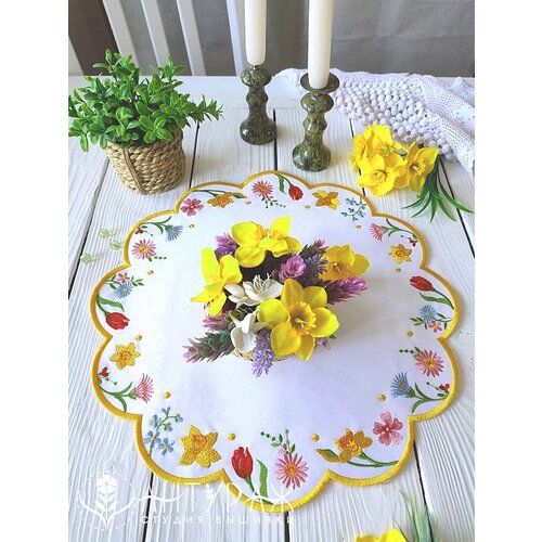 Пасхальный сувенир - Белая пасхальная подстановочная салфетка круглая 34см с вышивкой