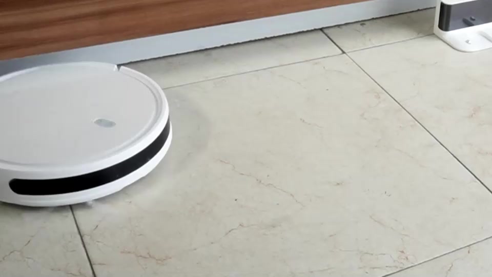 Робот-пылесос Xiaomi Robot Vacuum E10 белый EU — фото 1