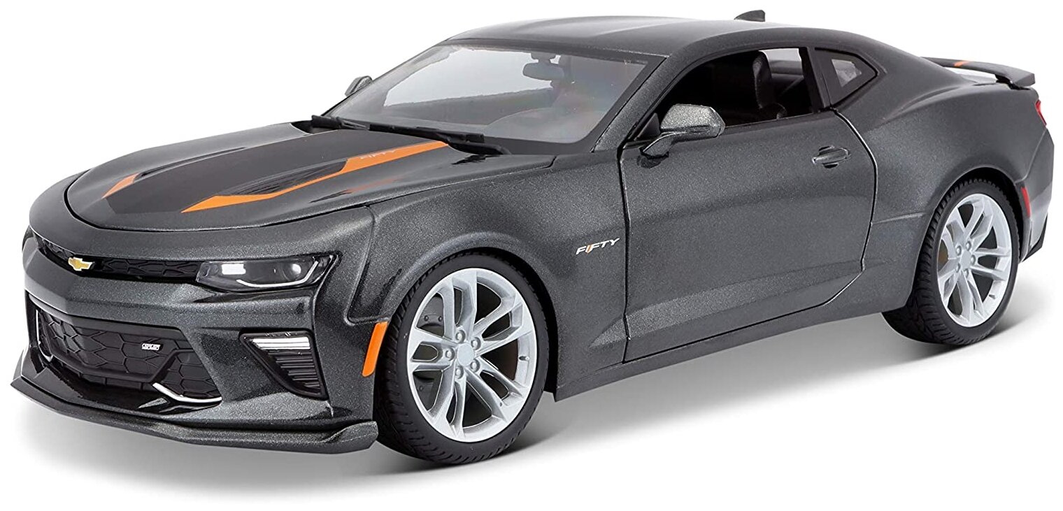 Легковой автомобиль Maisto Chevrolet Camaro 2017 50th Anniversary, 31385 1:18, 26.5 см, grey