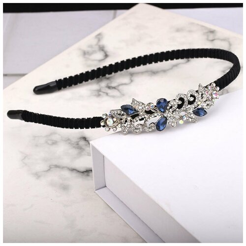 Ободок для волос на голову с прозрачными стразами