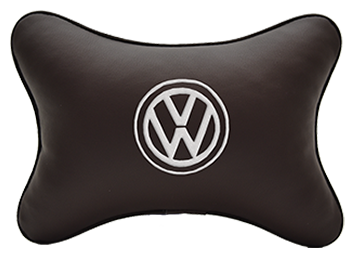 Автомобильная подушка на подголовник экокожа Coffee (белая) с логотипом автомобиля Volkswagen
