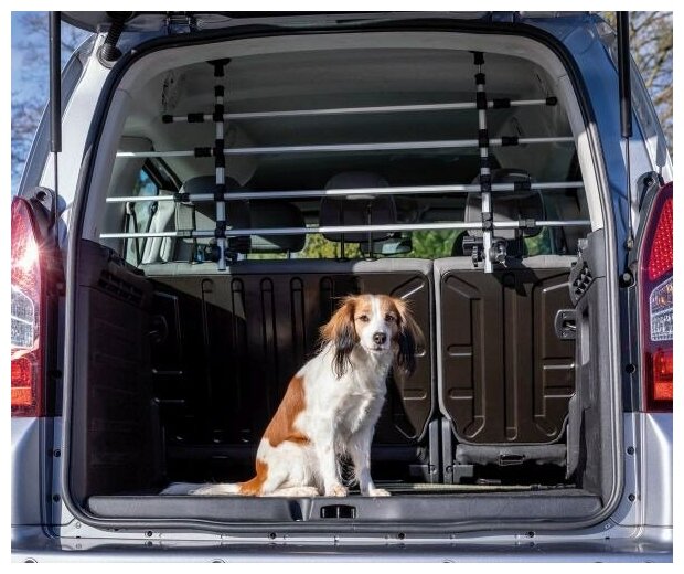 Решетка для багажника в автомобиль, Trixie (товары для животных, серебристый/черный, 13172) - фотография № 2