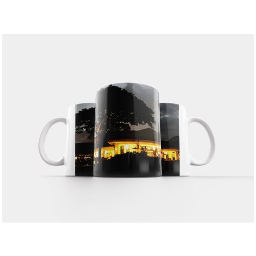 фото Кружка "отель, ночь, огни" 320 мл lotsprints