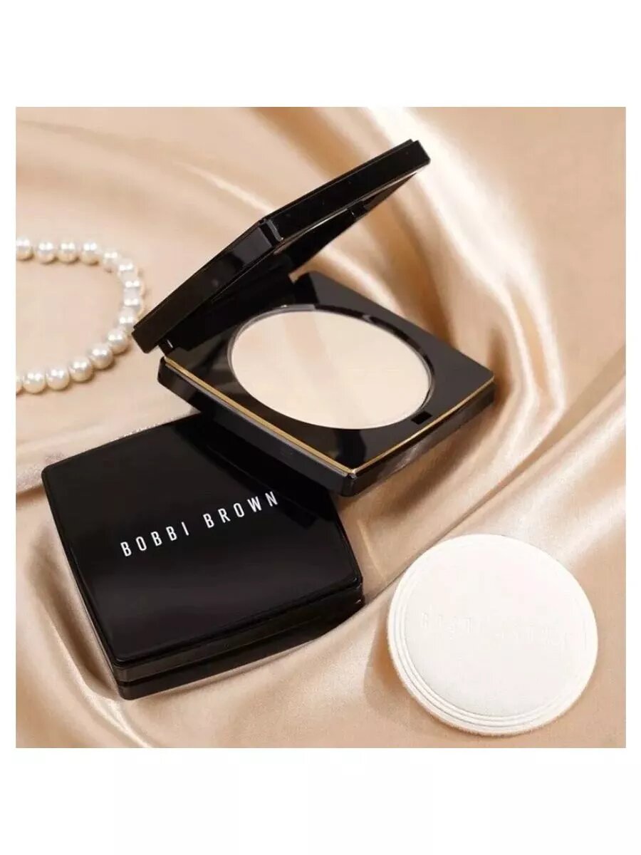 Пудра Bobbi Brown "Sheer Finish Powder", компактная, матовая, стойкая, для всех типов кожи
