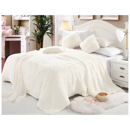 Плед из искусственного меха 