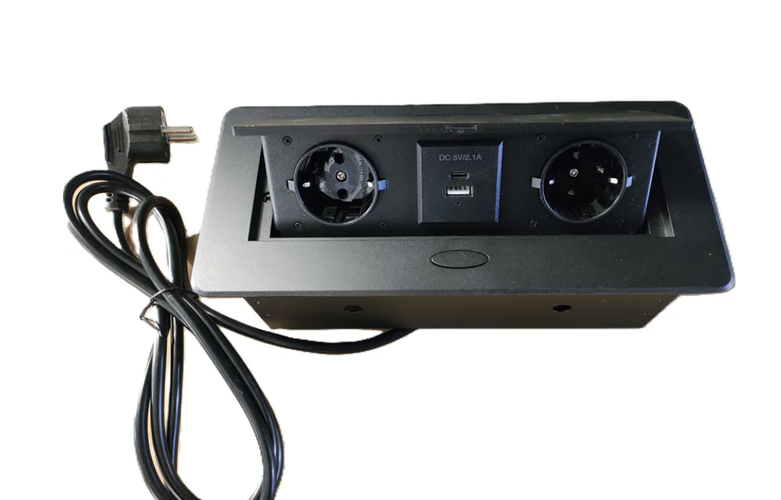 фото Розетка горизонтальная выдвижная 2EU+2USB Черная OvalC Ami Socket