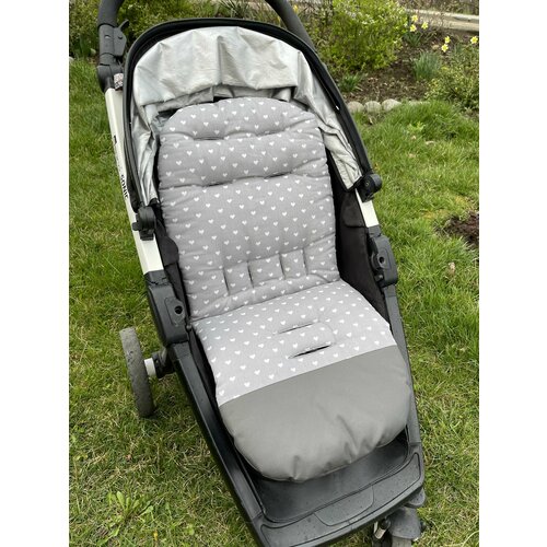 Матрасик в коляску прогулочную двусторонний весенний летний с креплением на колску 1400₽