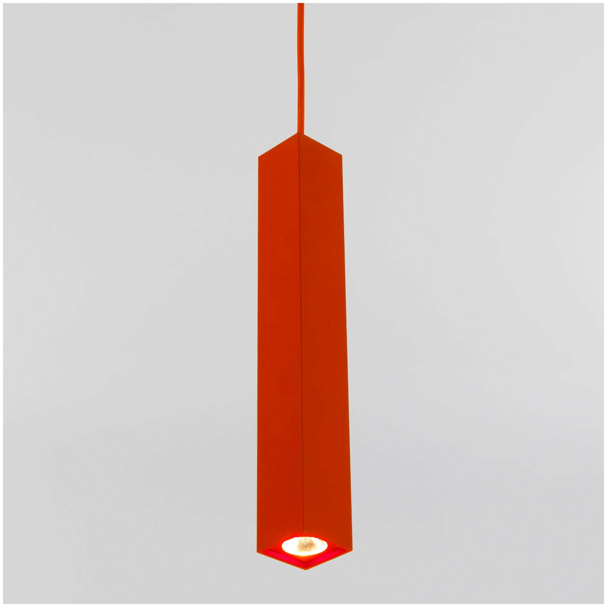 Подвесной светодиодный светильник Eurosvet 50154/1 LED красный - фотография № 1