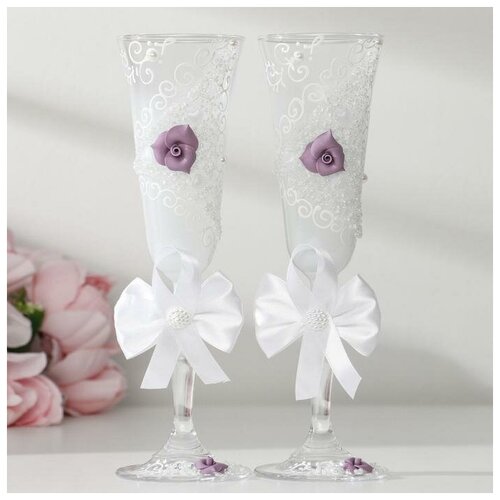 фото Набор свадебных бокалов "цветок", с лепниной, с розой и бантом yandex market