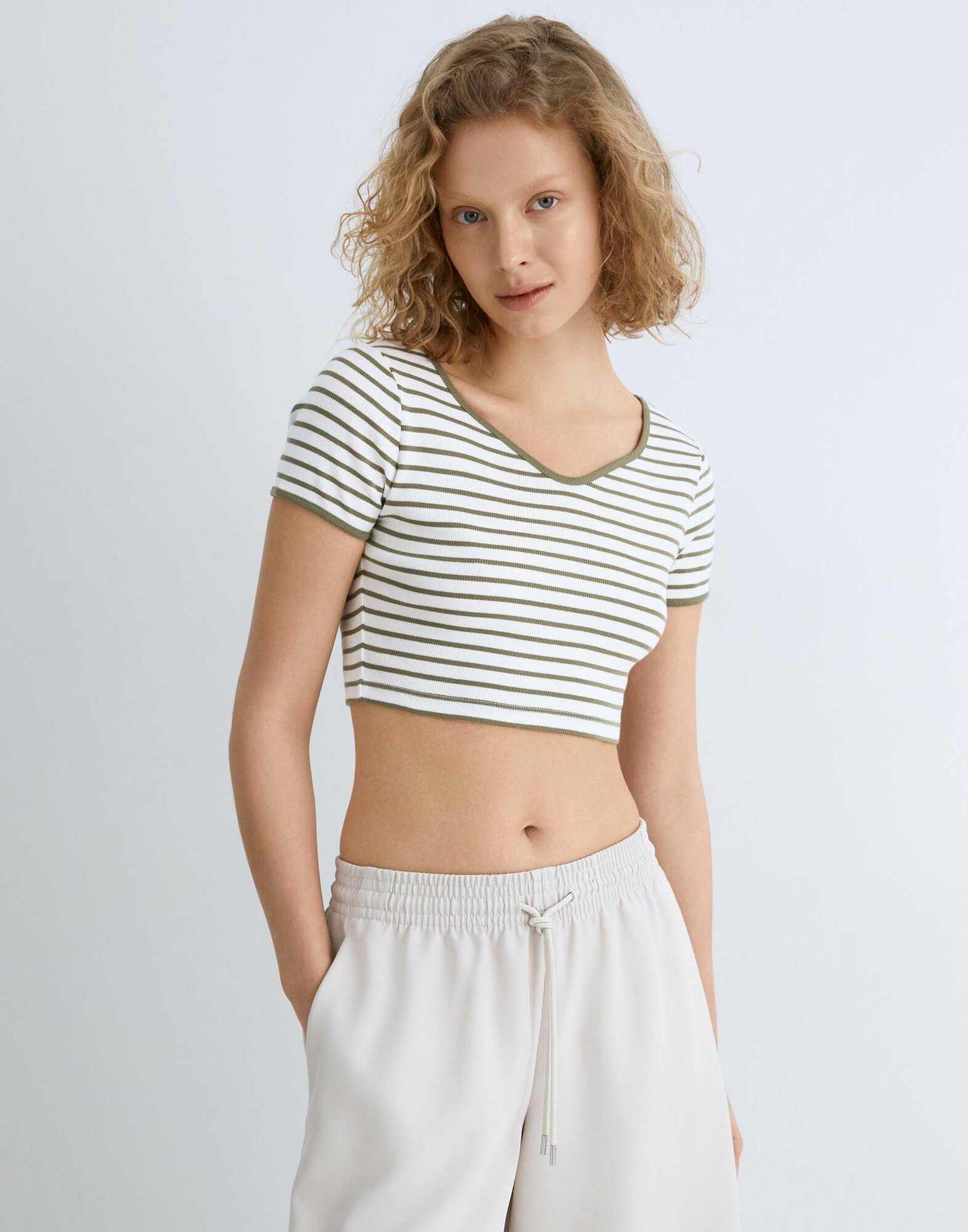 Топ Gloria Jeans, размер XS (38-40), белый, зеленый