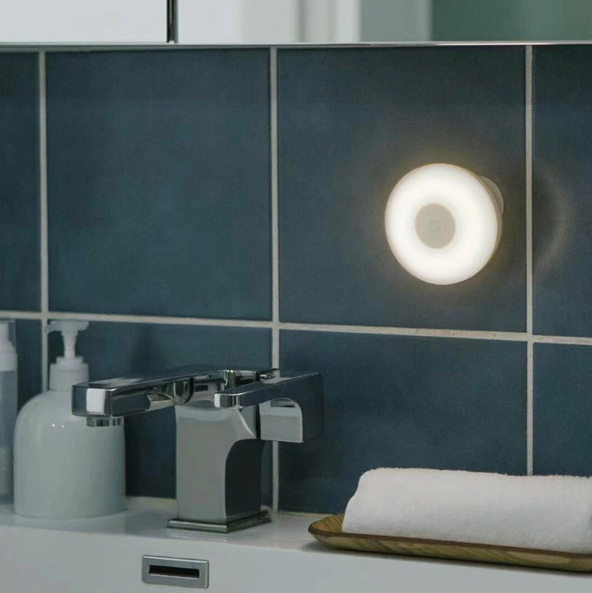 Ночник Xiaomi Mi Motion-Activated Night Light White, 0.25 Вт, белый — фото 1