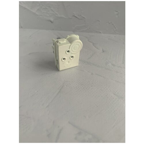 Реле пускозащитное ZHB54-125P15C JX 210415