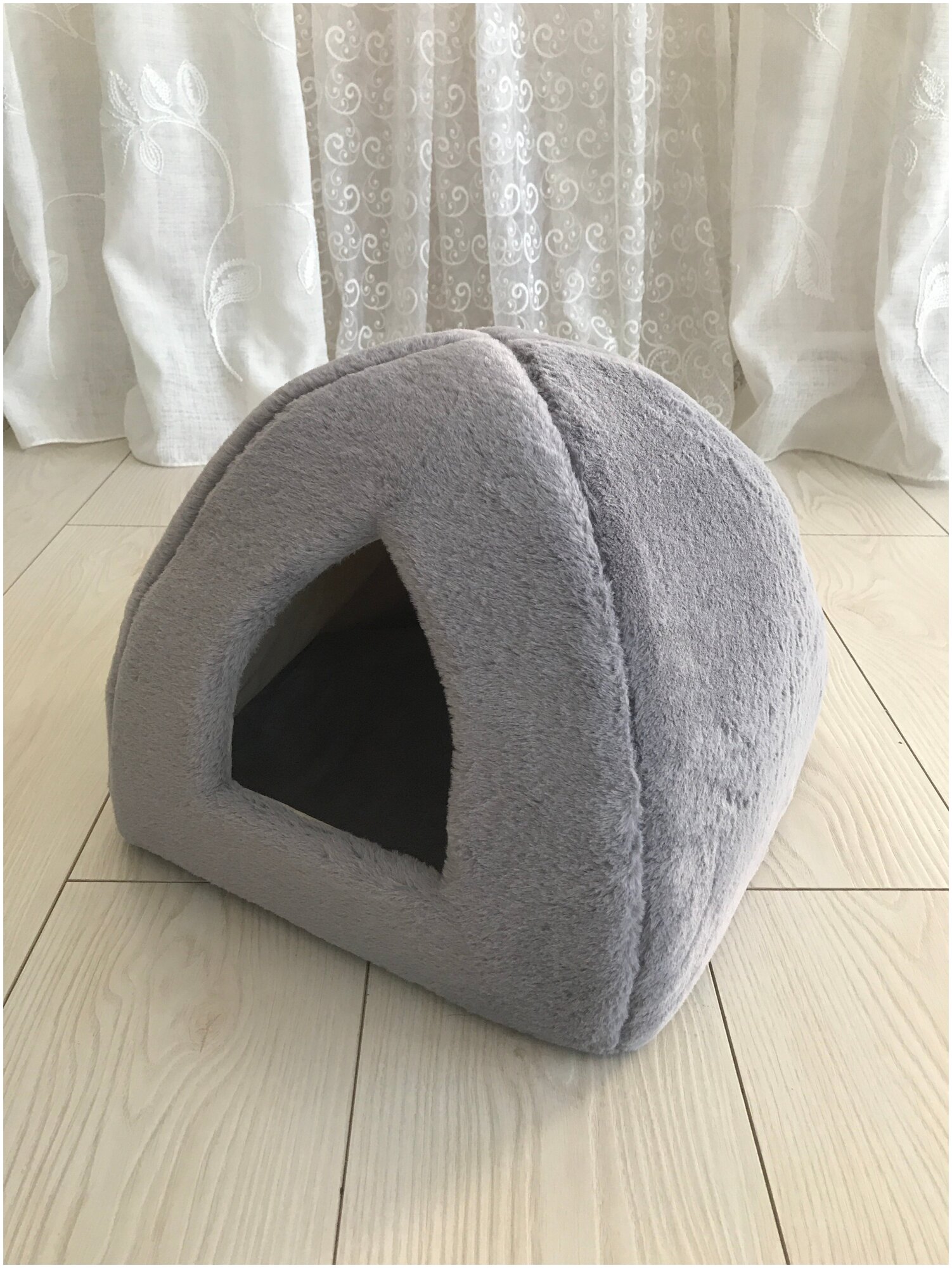 Домик "иглу"42*42*36 см с подушкой серый мех для кошек и собак - фотография № 2