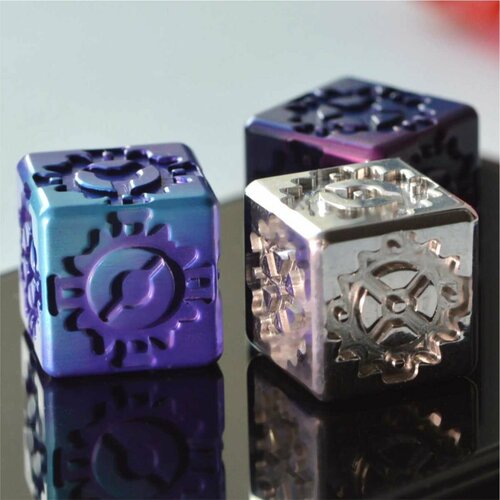 Металлические игральные кубики Isomorphic Dice зеркальная полировка / кости для ДнД, для настольных ролевых игр 1 шт, коллекционный дайс размер 16х16мм.
