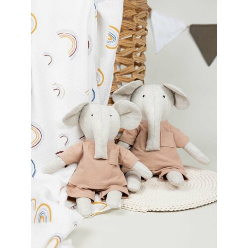 Слоник из натурального льна