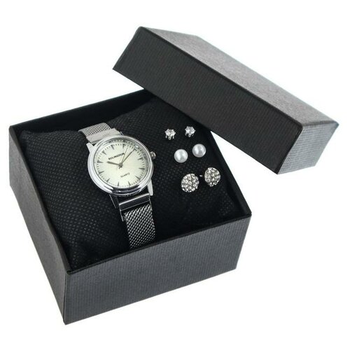 фото Подарочный набор 2 в 1 "bolingdun": наручные часы, d=2.8 см, серьги 5256908 сима-ленд