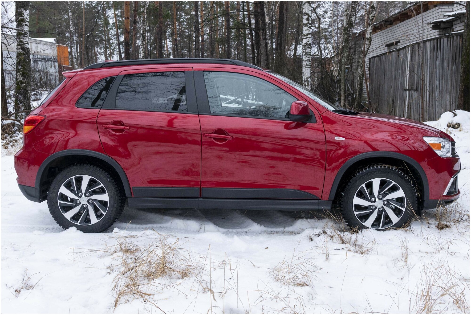 Mitsubishi ASX 2016- (I рестайлинг 2) Молдинги на двери MM078900