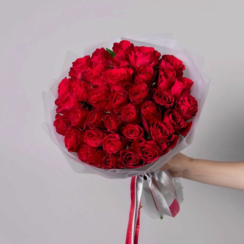 Изображение товара Букет Роза "Красная" 35 шт Высота 50 см в коробке и аквабоксе от "Простоцветы"