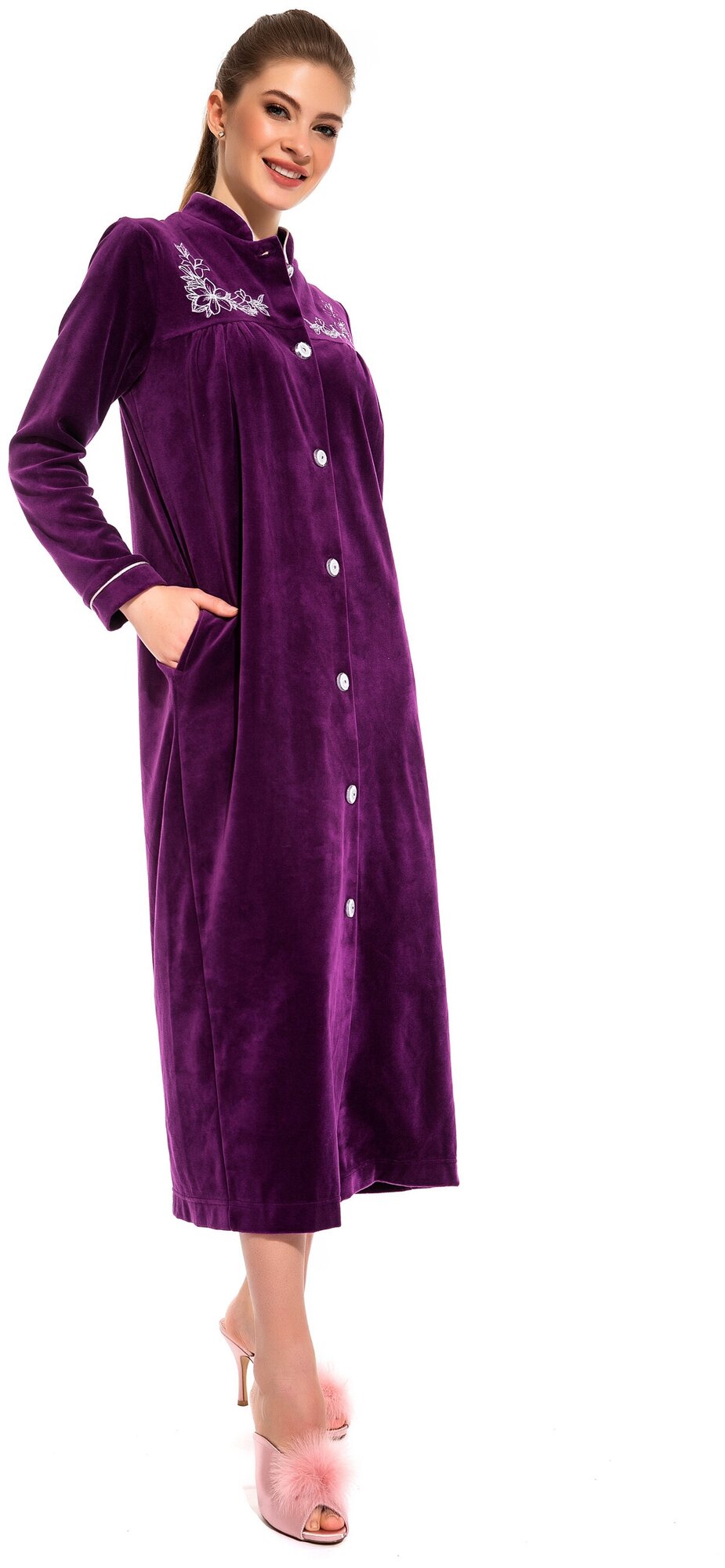 Велюровый халат на пуговицах AURORE (PM France 391) размер L (46-48), фиолетовый - фотография № 4