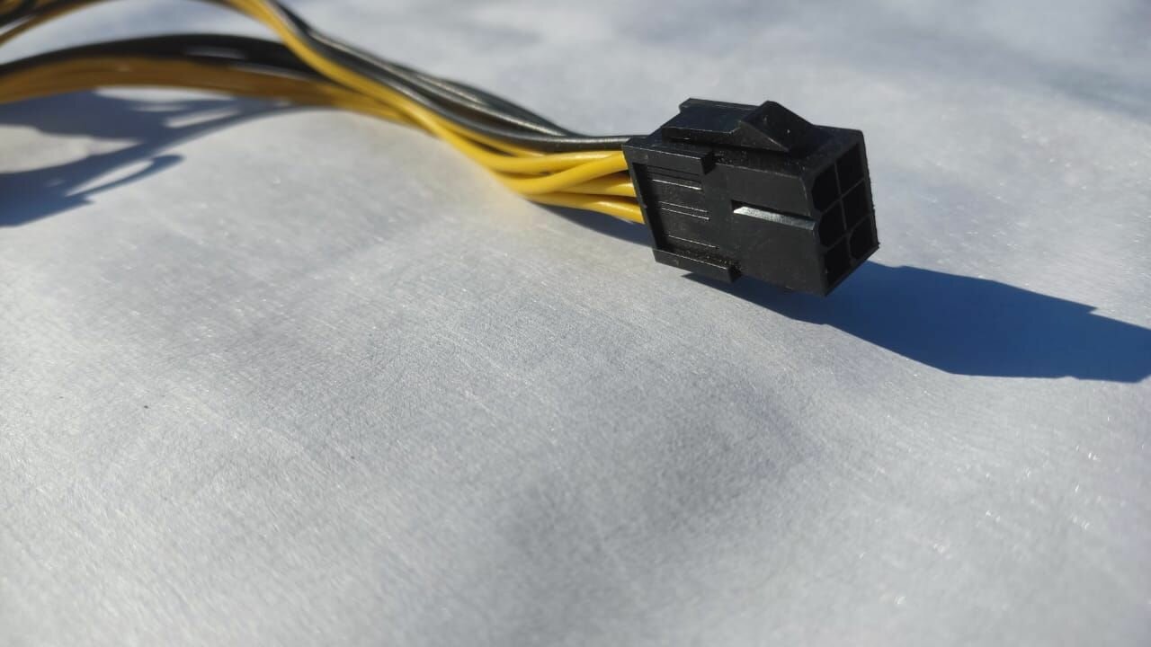 Разветвитель переходник питания для видеокарт 6 PIN на 2 x 8 PIN, 20 см — фото 1