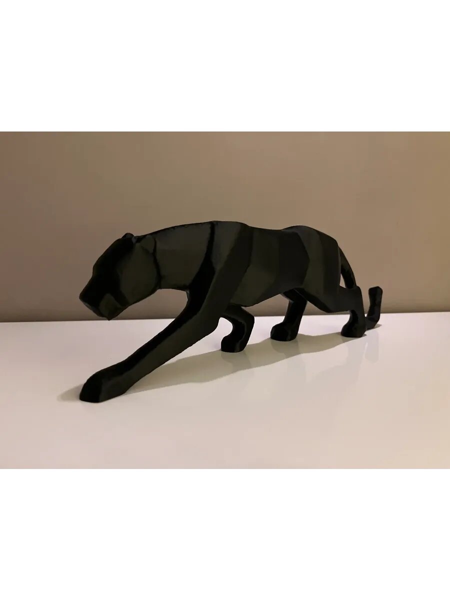 Статуэтка пантеры