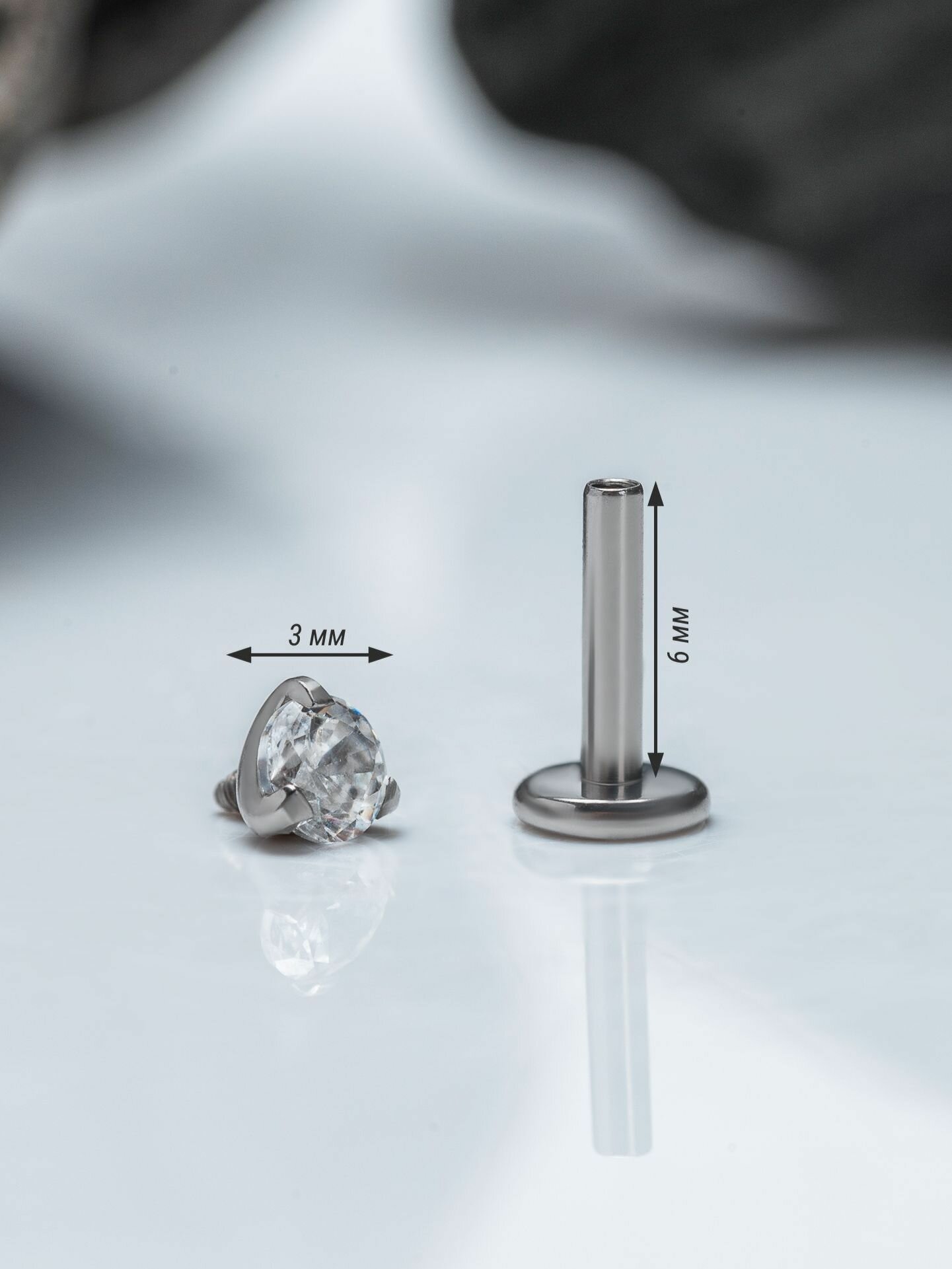 Пирсинг в нос Implant Grade, длина 0.3 см, длина стержня 6 мм, 1 шт., прозрачный кристалл — фото 1