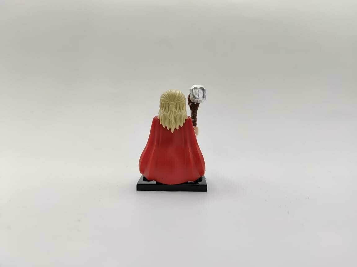 Минифигурка "Тор версия 3", фигурка из коллекции Marvel — фото 1