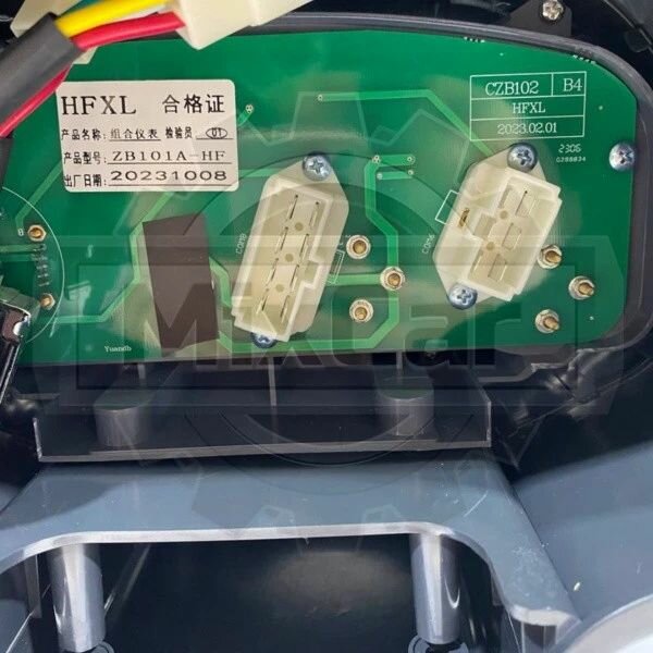 Панель приборов Heli (Z8498ZB103S) — фото 1