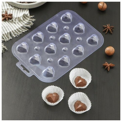 Форма для шоколада и конфет пластиковая Конфеты Граненое Сердце цвет прозрачный 699₽