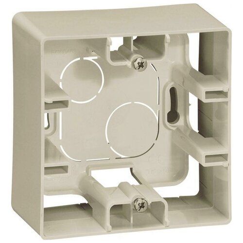 Коробка установочная Legrand Etika 88.5x88.5 квадратная для кирпичных и бетонных стен IP30 слоновая кость