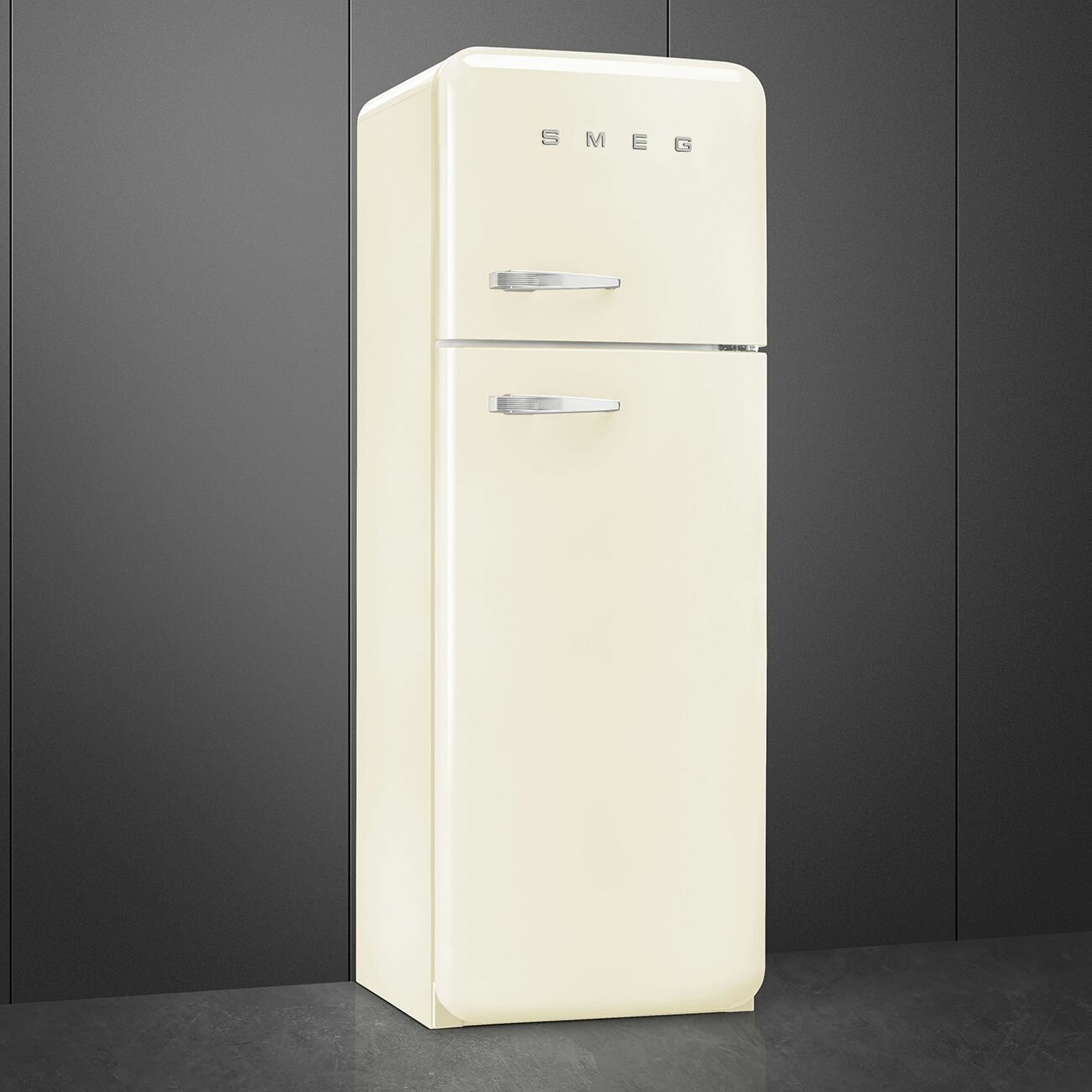 Холодильник SMEG FAB30RCR5, кремовый