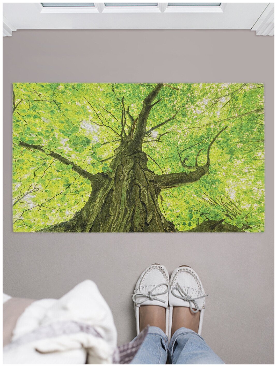 Придверный коврик в прихожую JoyArty "Многолетнее дерево" для обуви, на резиновой основе, 75x45 см - фотография № 1