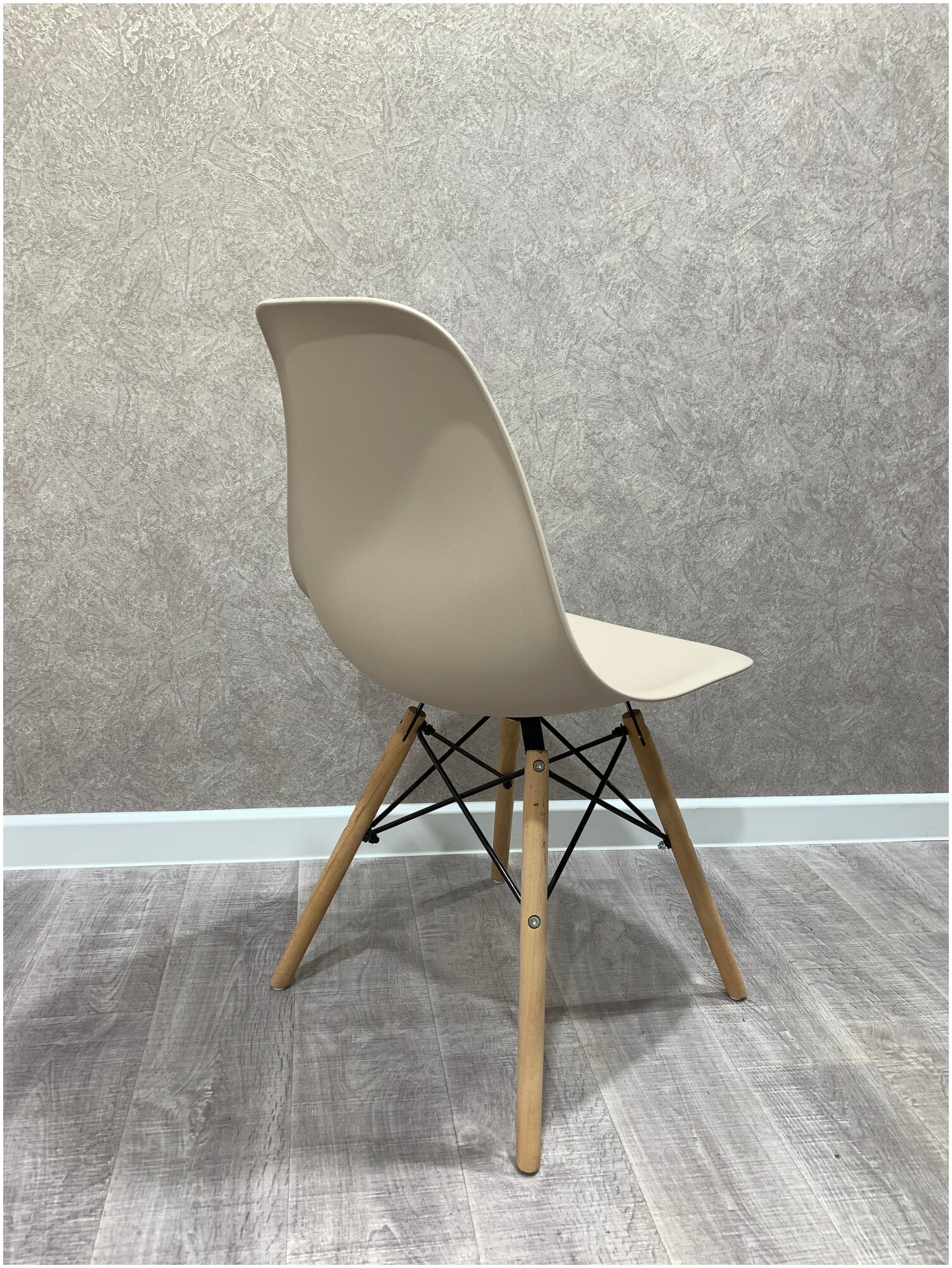 Комплект из 2 стульев EAMES BMH-A305 (Латте) - фотография № 5