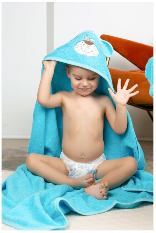 Полотенце-уголок с капюшоном махровое детское с вышивкой 