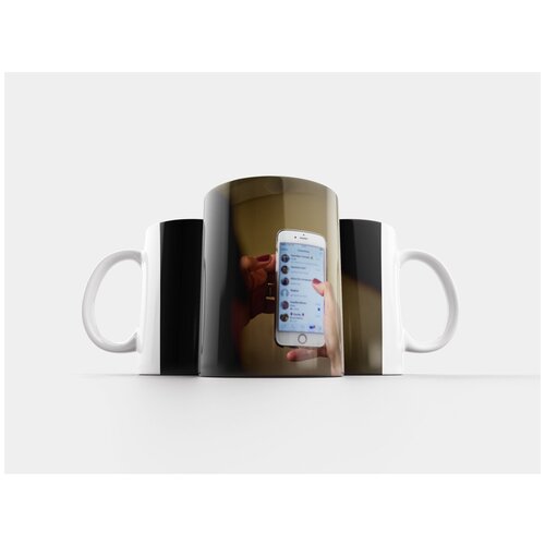 фото Кружка "мобильный телефон, смартфон, женщина помешивая на мобильный телефон" 320 мл lotsprints