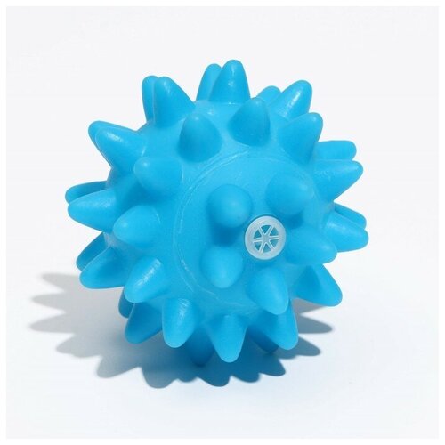 Игрушка пищащая Мяч с шипами для собак, 6,5 см, голубая