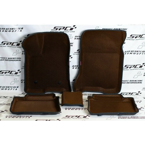 Новинка! Коврики ЕВА с Пресс Бортами на Lada Vesta PRESS CITY_3D, коричневый ромб, черный кант