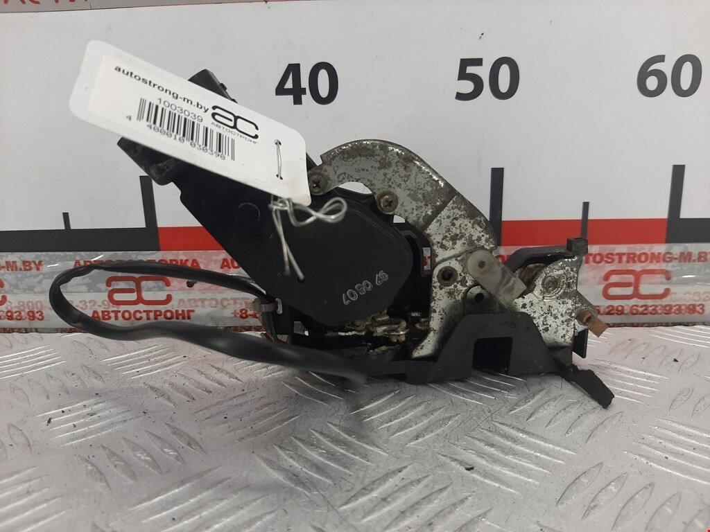 Замок двери передней правой Toyota Land Cruiser Prado 2 (J90) 6903060051 арт. 1003039