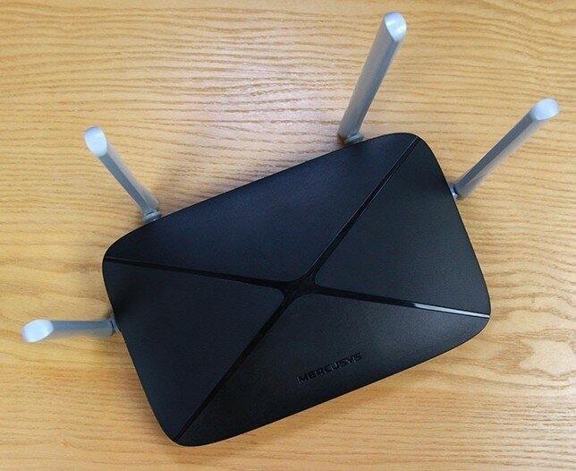 Mercusys AC12 Двухдиапазонный Wi-Fi роутер AC1200, до 300 Мбит/с на 2,4 ГГц + до 867 Мбит/с на 5 ГГц — фото 1