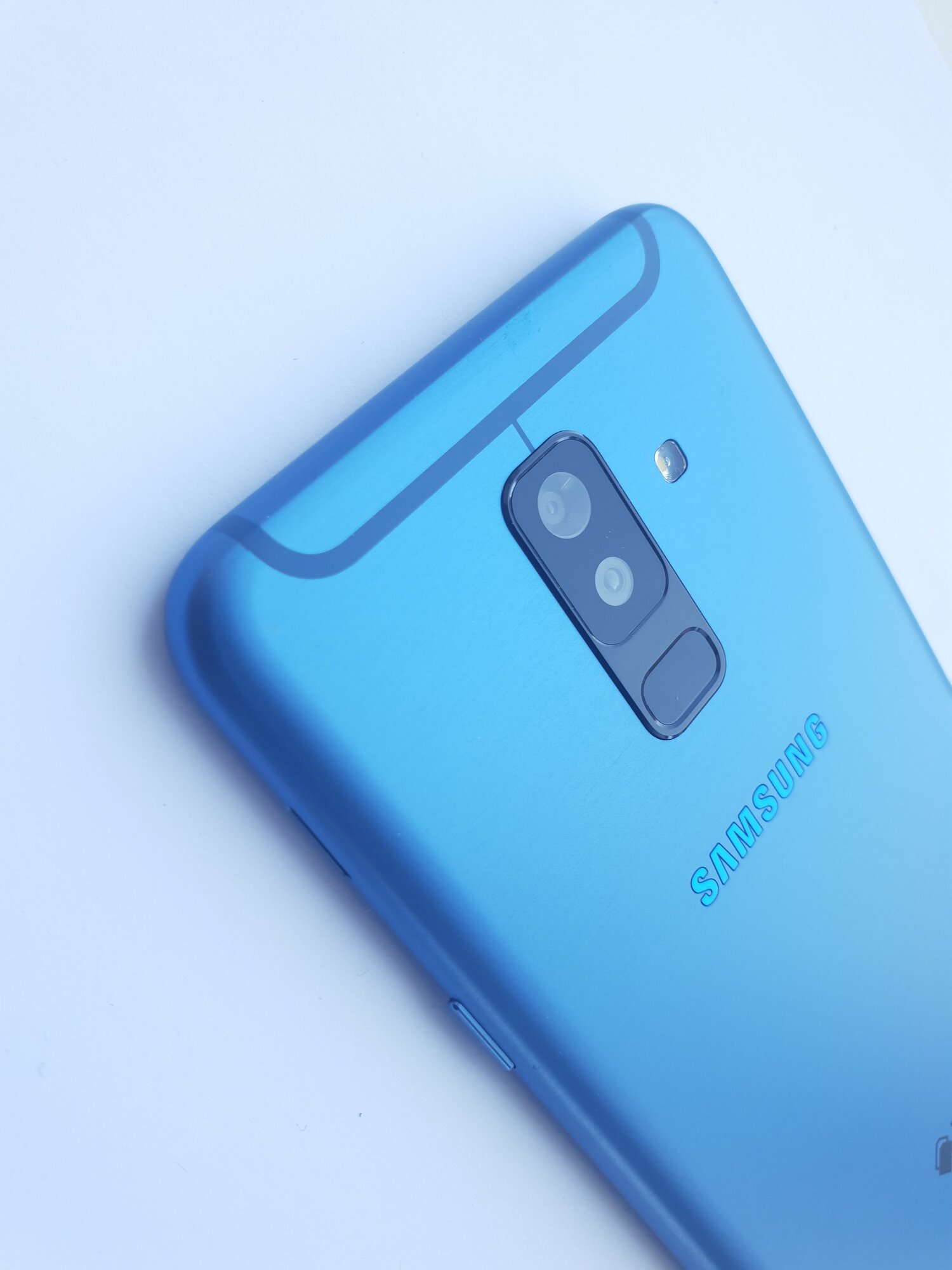 Телефон игрушка Galaxy A6+ SM-A605F 6" синий