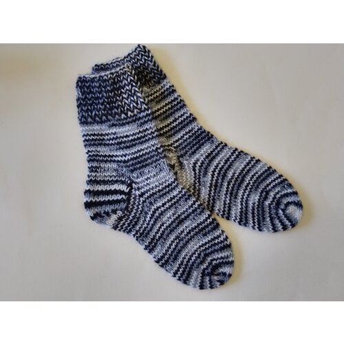 Женские носки  средние, бесшовные, ослабленная резинка, вязаные, фантазийные, утепленные, размер 36-38, мультиколор, черный