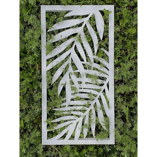 Декоративное панно Красивое железо из металла белое с листьями пальмы 3