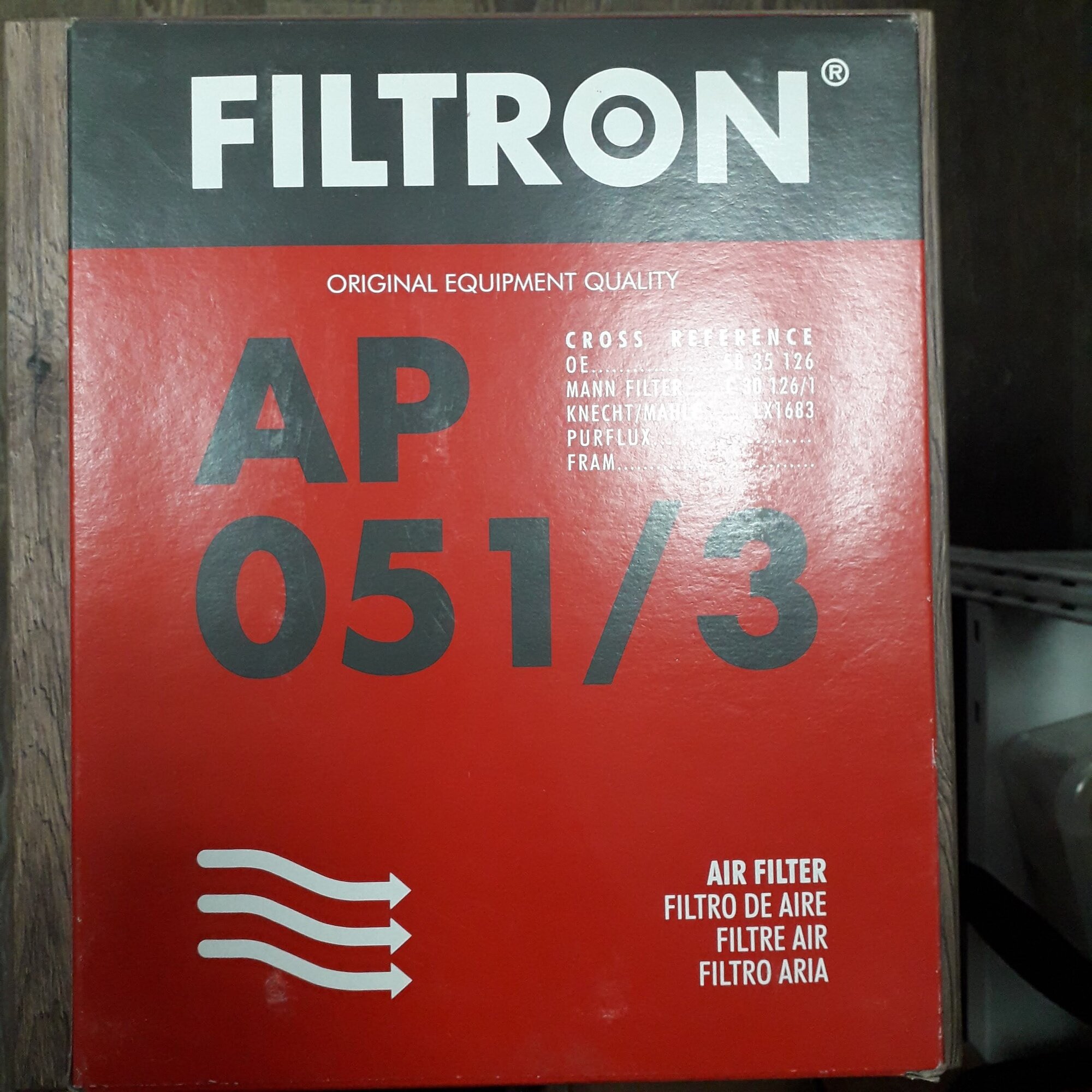 Воздушный фильтр Filtron - фото №7