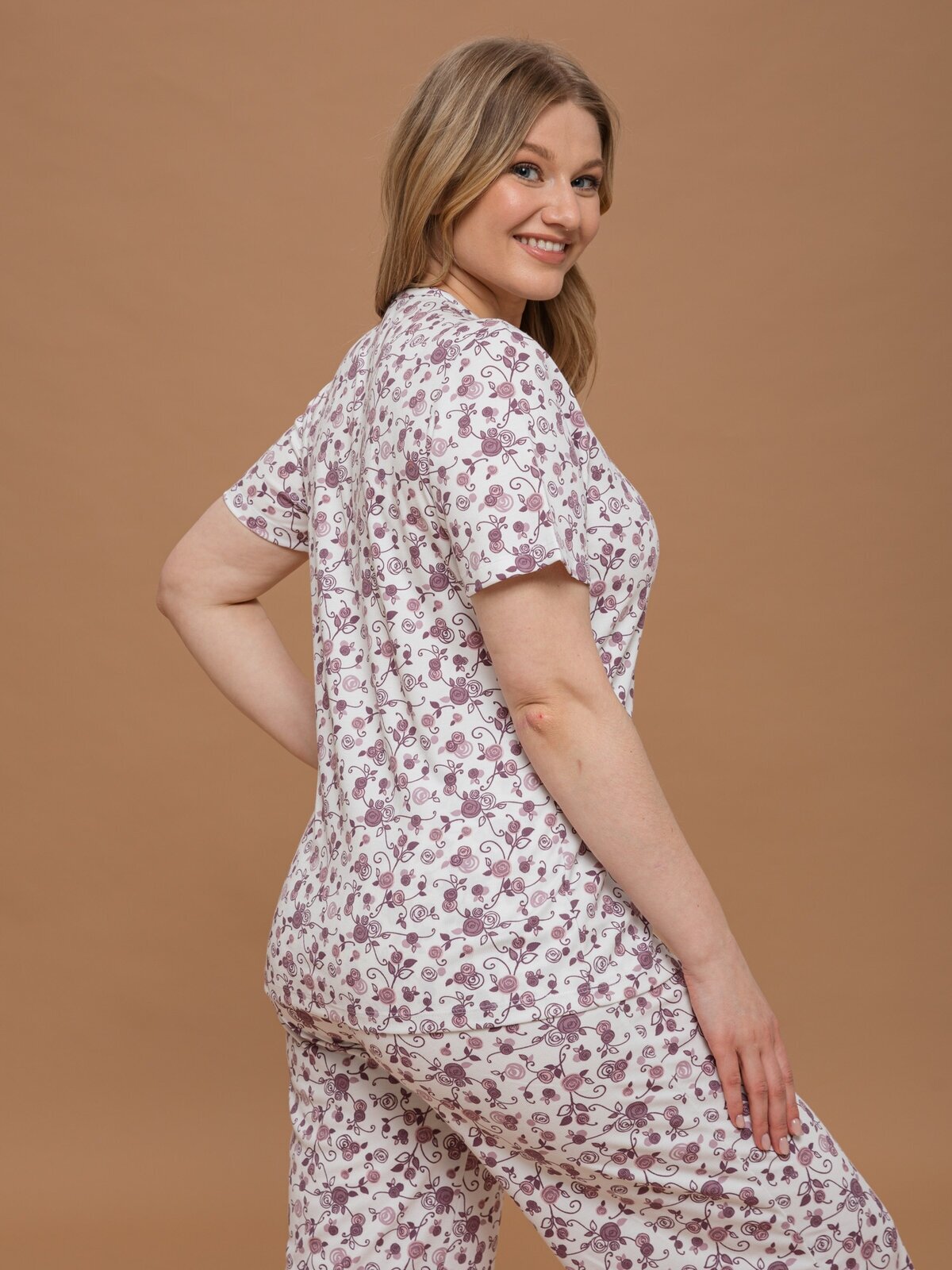 Пижама домашняя женская Алтекс футболка с кюлотами лиловая, размер 50 - фотография № 6