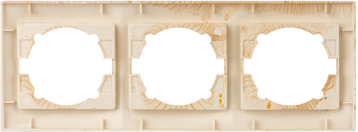 Рамка 3-х постовая горизонтальная сосна Лама TDM SQ1815-0331, цена за 1 штуку - фотография № 5