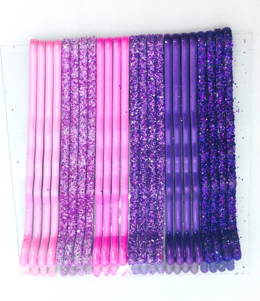 Стильные цветные невидимки с блестками фиолет