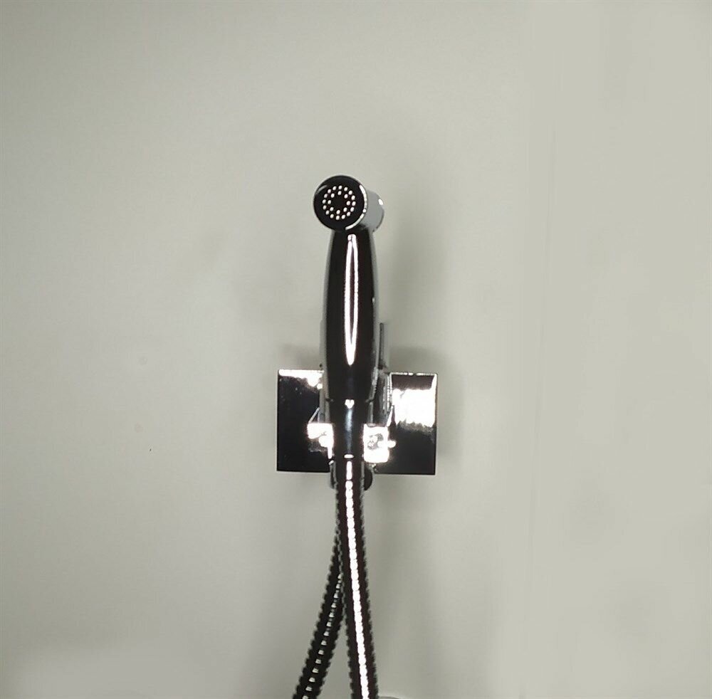 Гигиенический душ со смесителем встраиваемый Bennberg 18K0170CR хром