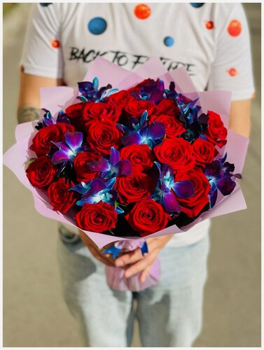 Изображение товара Роза. Красная роза. Синие орхидеи. Букет роз и орхидей. Rybe-flowers